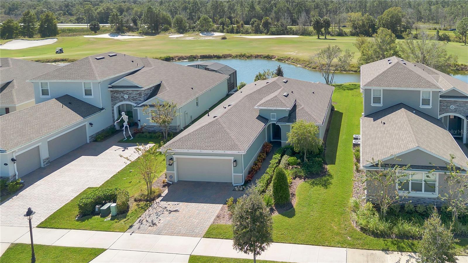 Image 32 of 45 For 1066 Victoria Hills Drive S