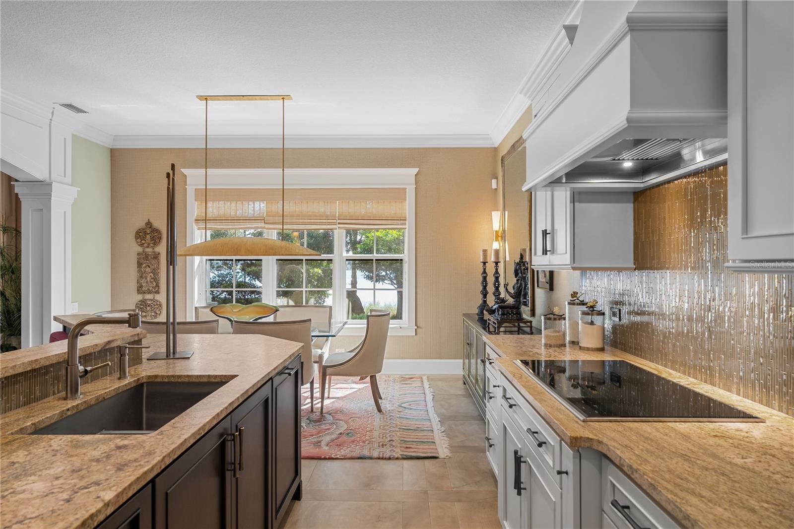 Image 19 of 64 For 414 Meandering Way