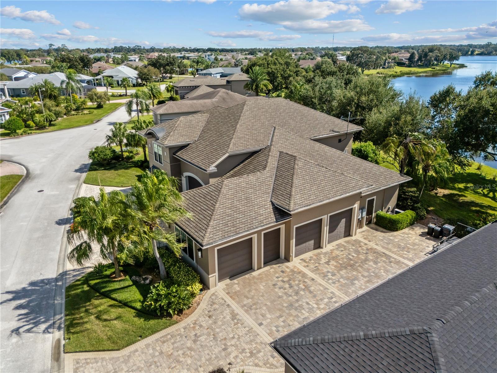 Image 43 of 64 For 414 Meandering Way