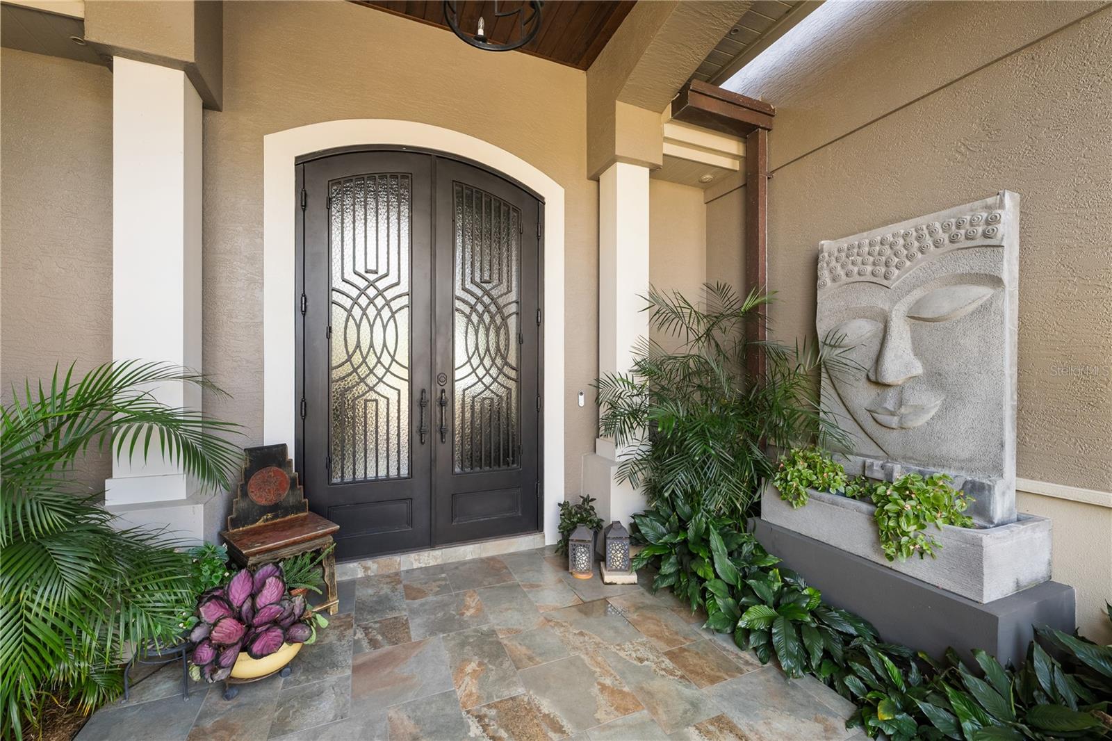 Image 8 of 64 For 414 Meandering Way