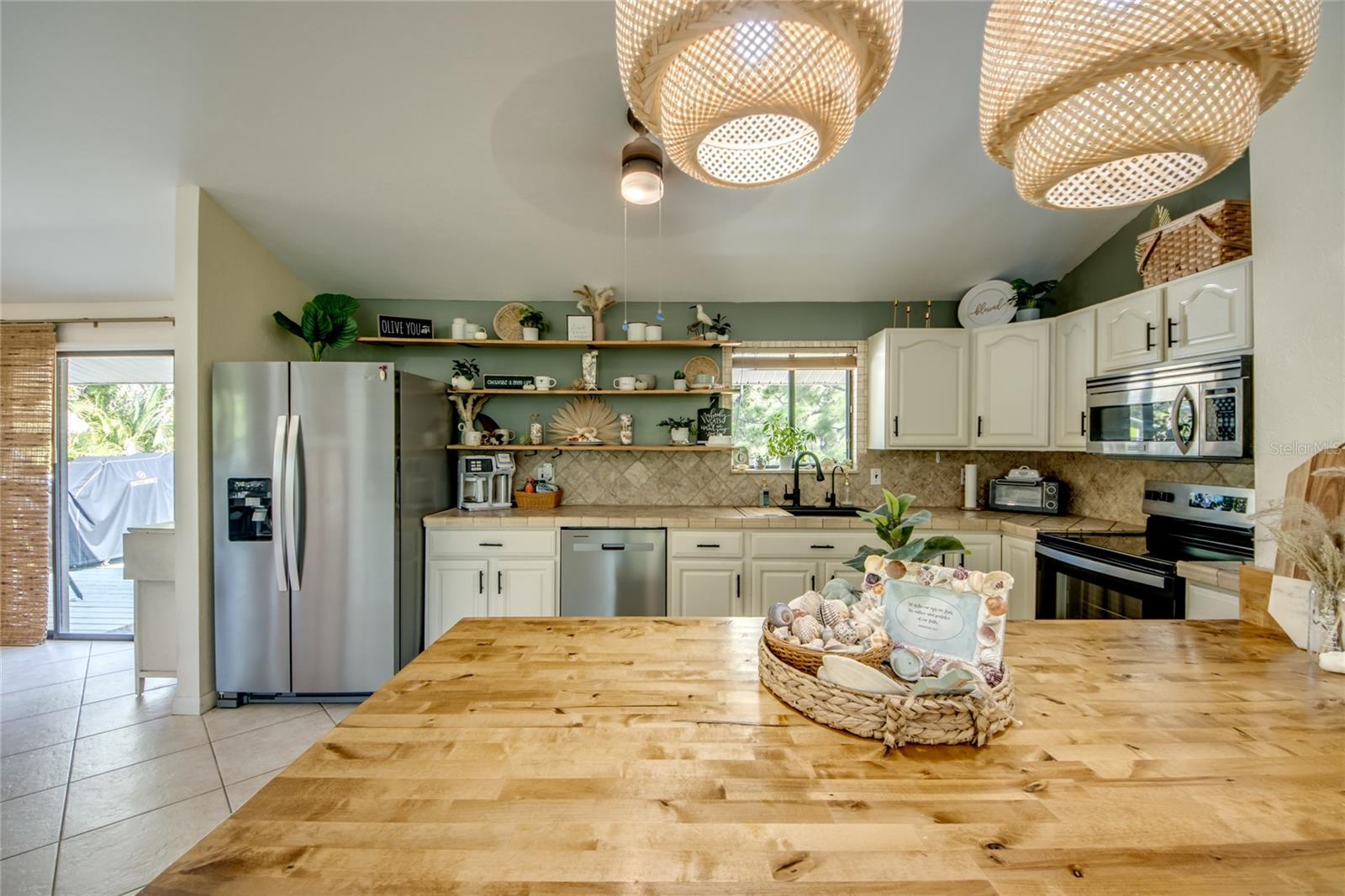 Image 4 of 29 For 10600 Habitat Trail