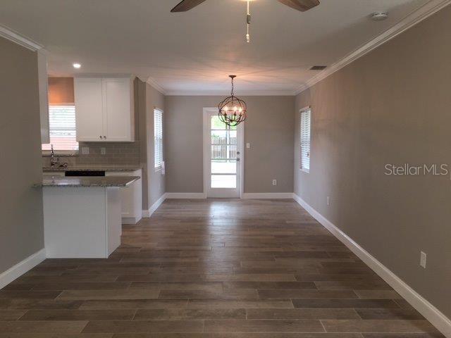 Image 3 of 16 For 2111 Biscayne Drive