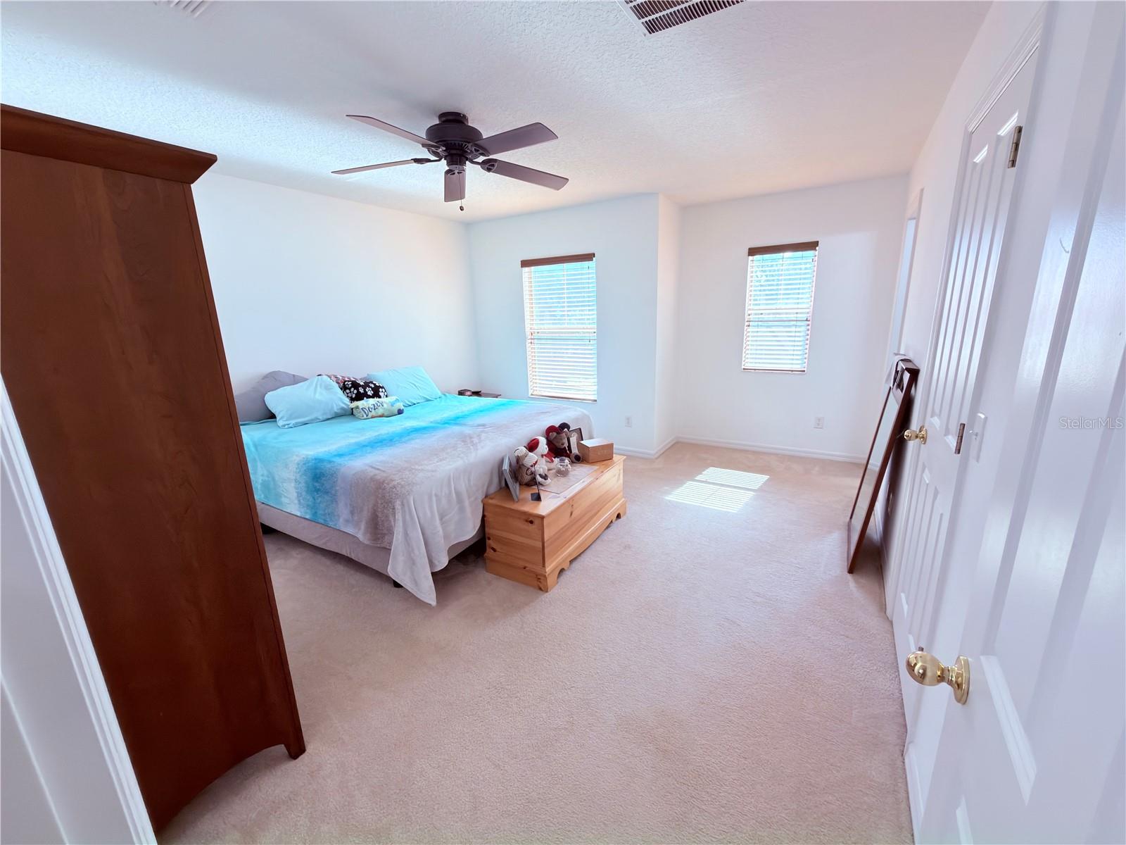 Image 32 of 50 For 13879 Golden Russet Drive