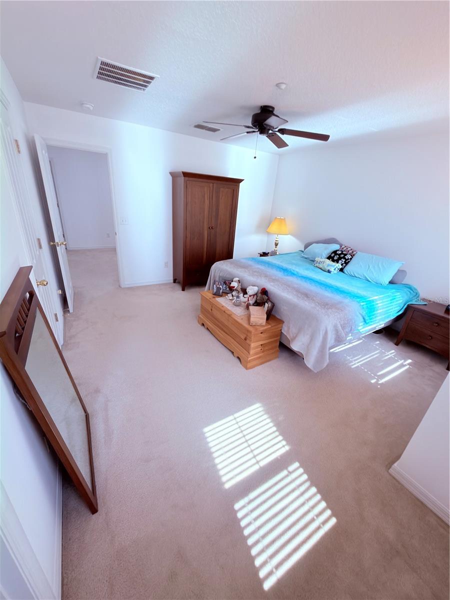 Image 33 of 50 For 13879 Golden Russet Drive