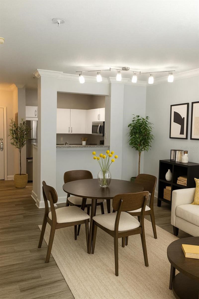 Image 5 of 13 For 202 South Street 4050