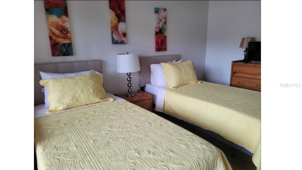 Image 12 of 23 For 681 Olde Camelot Circle 3270-1