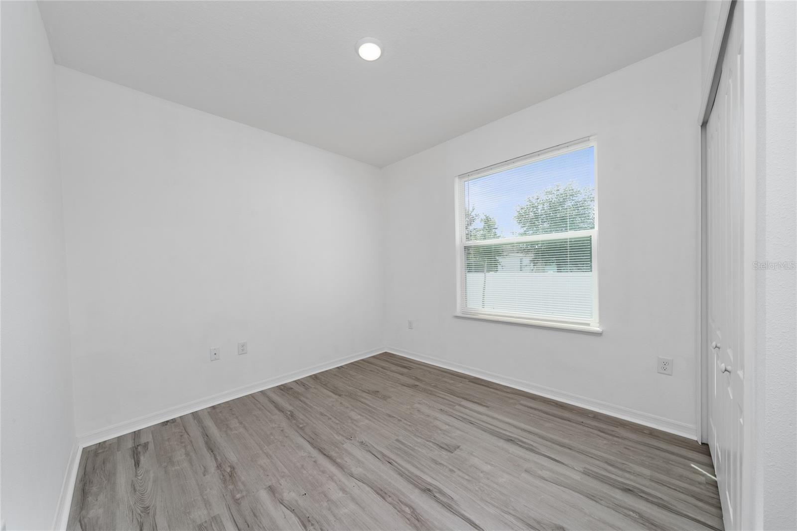 Image 21 of 39 For 557 Pawnee Court