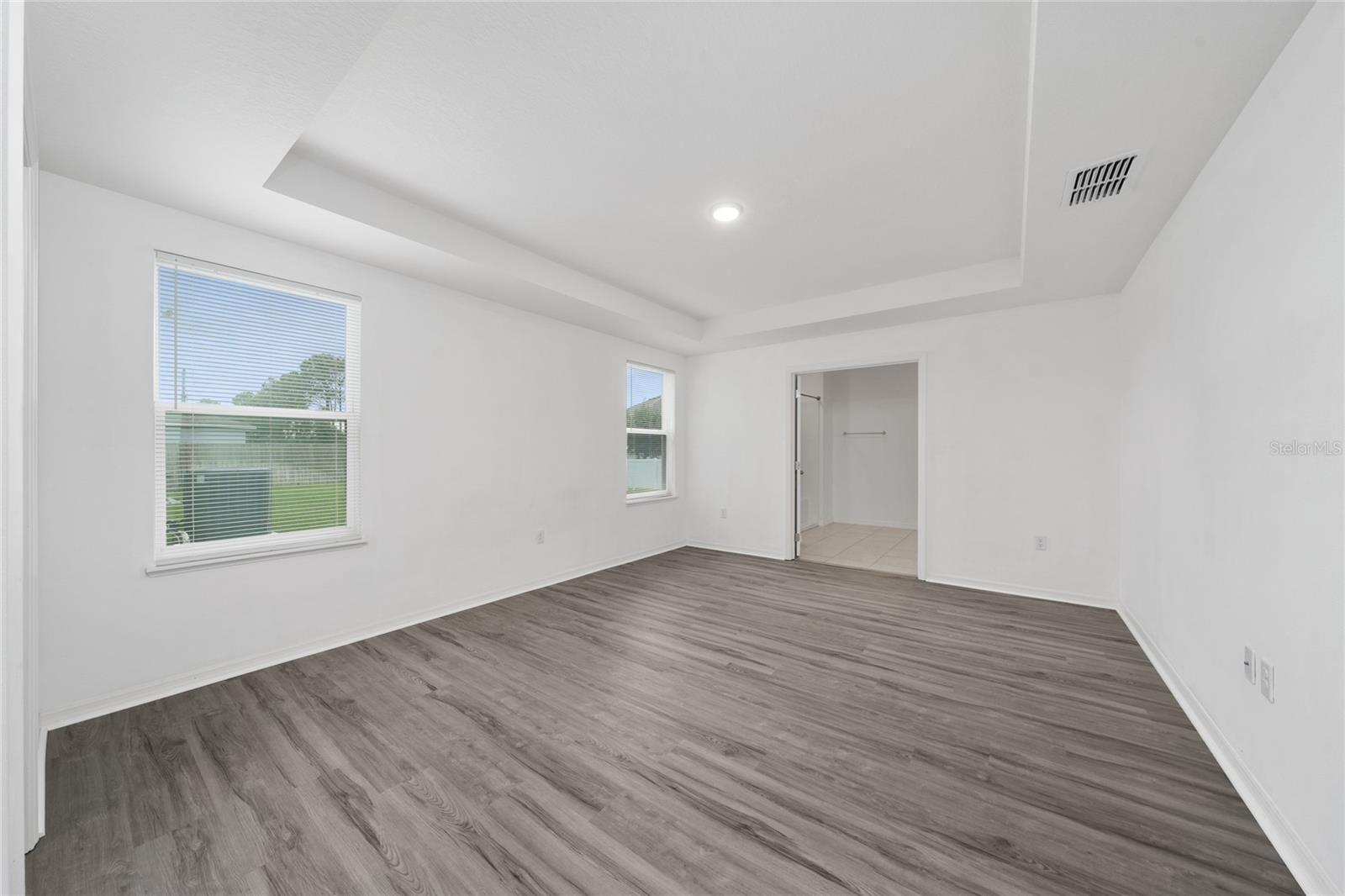 Image 23 of 39 For 557 Pawnee Court