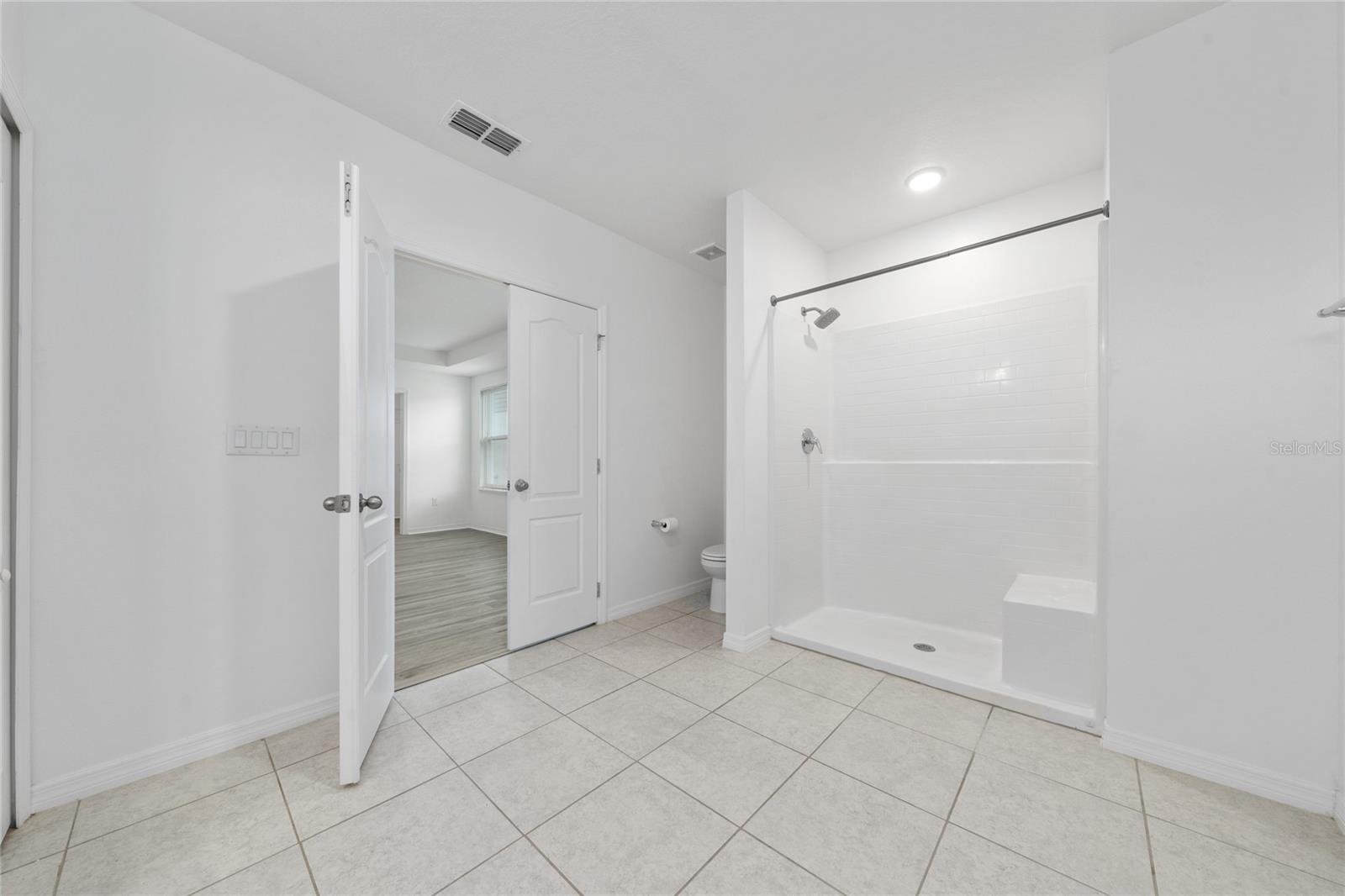 Image 26 of 39 For 557 Pawnee Court