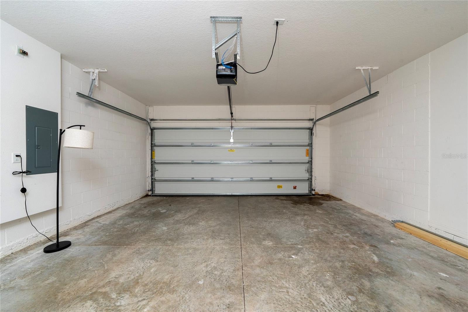 Image 29 of 39 For 557 Pawnee Court