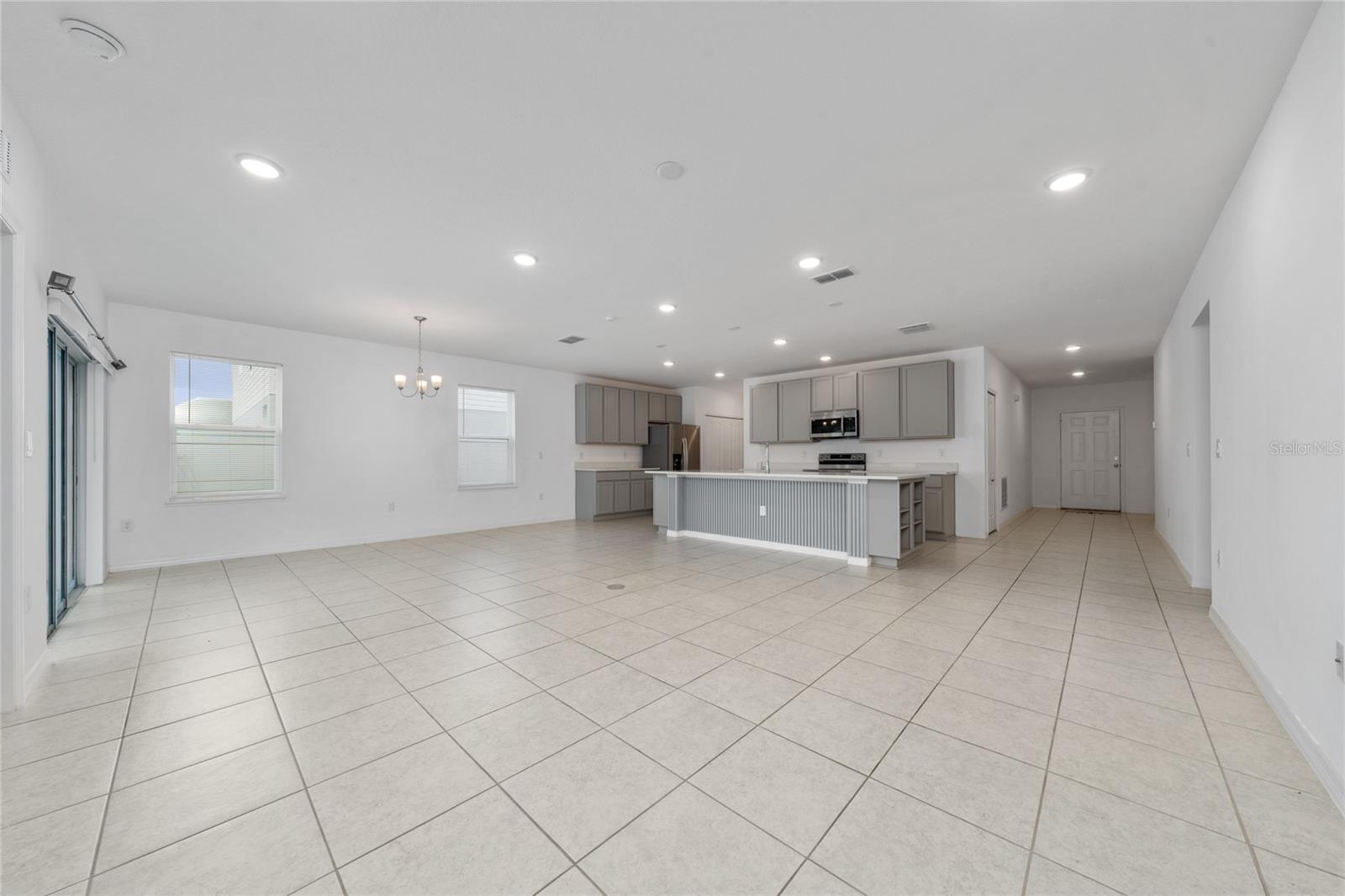 Image 5 of 39 For 557 Pawnee Court