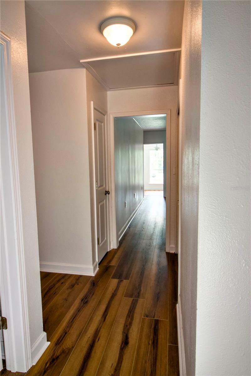 Image 30 of 55 For 1114 Oak Drive