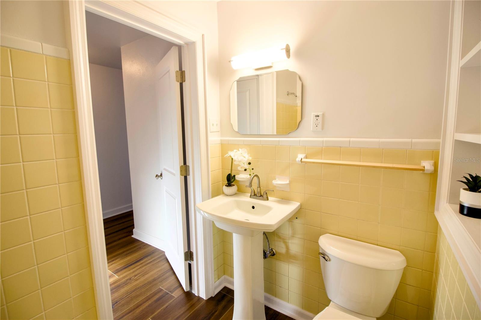 Image 32 of 55 For 1114 Oak Drive