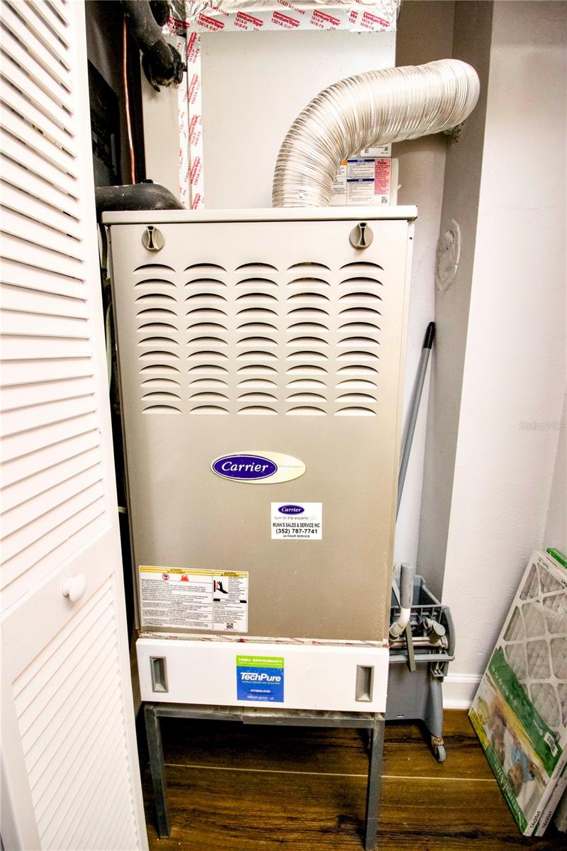 Image 36 of 55 For 1114 Oak Drive