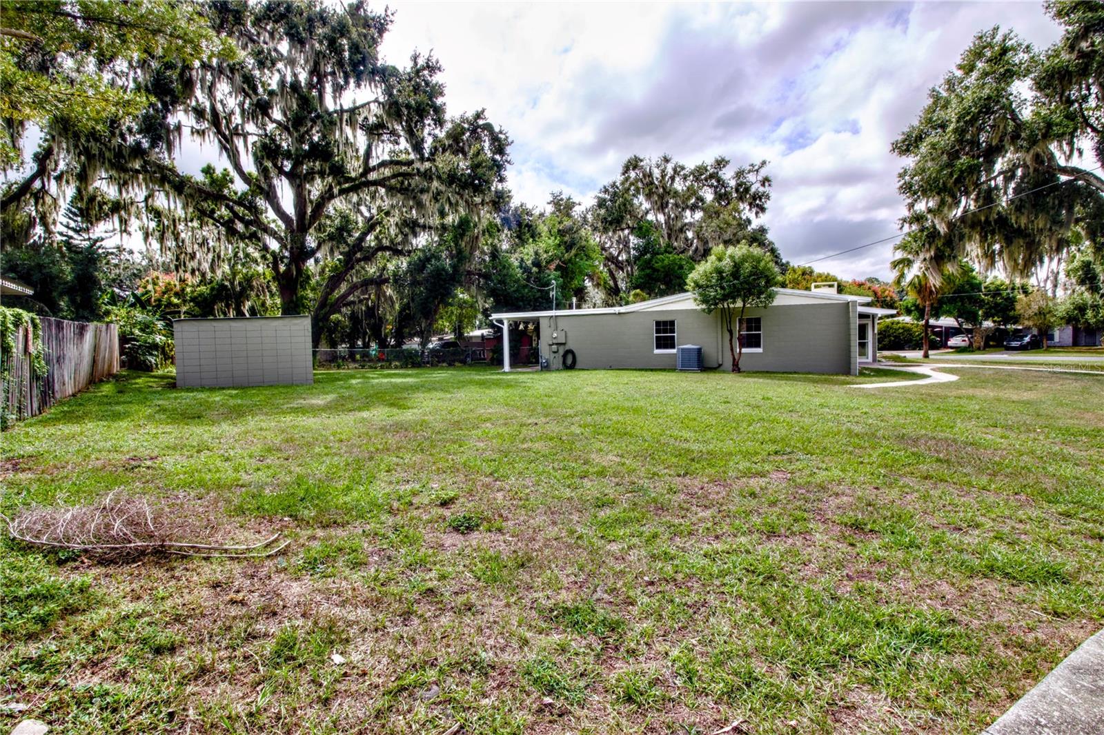 Image 50 of 55 For 1114 Oak Drive