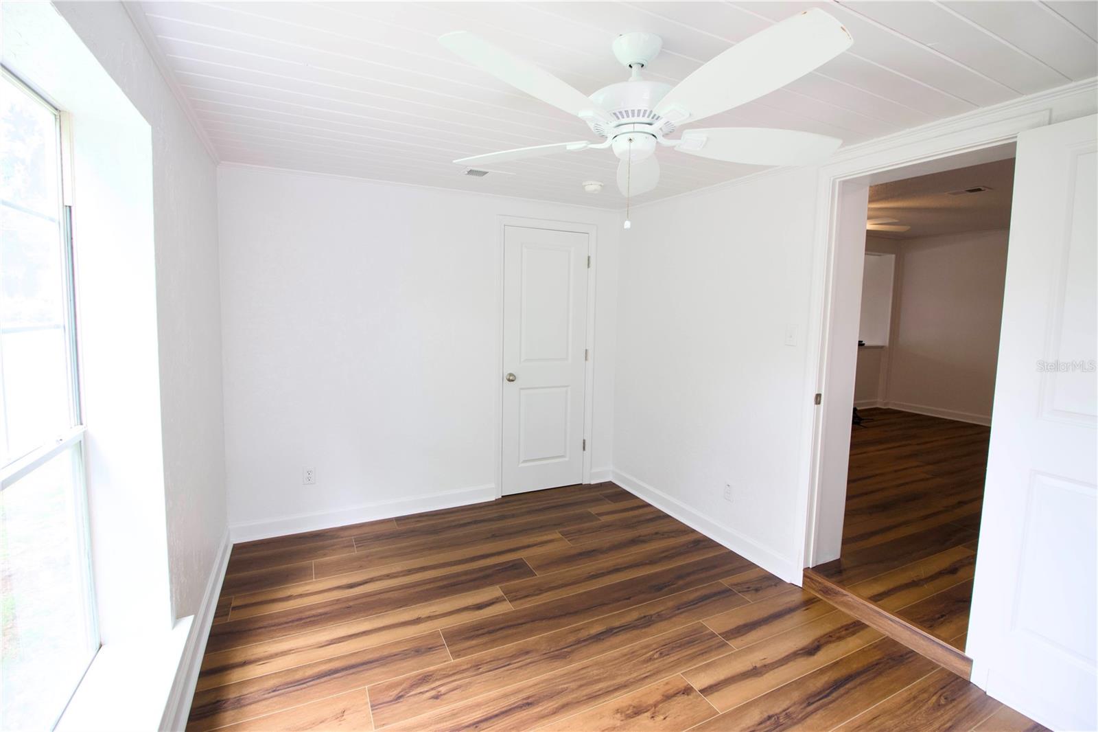 Image 6 of 55 For 1114 Oak Drive