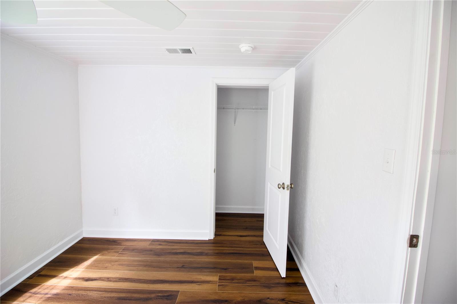 Image 7 of 55 For 1114 Oak Drive