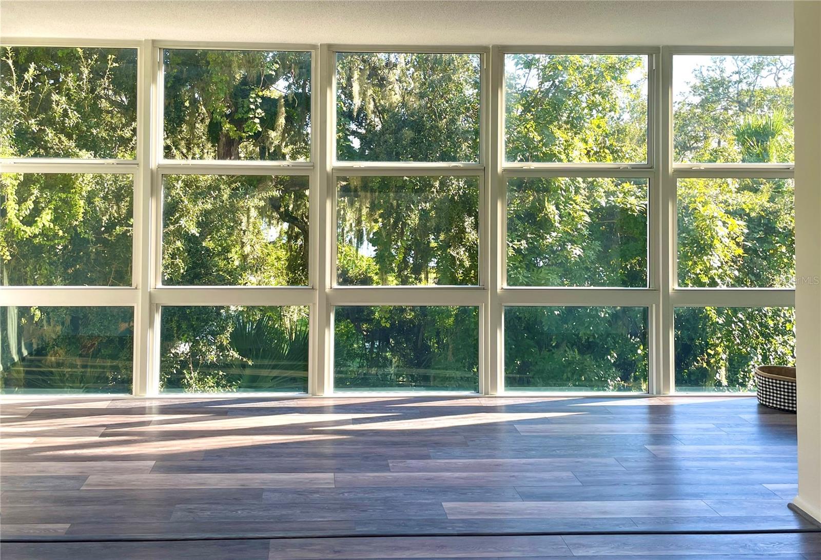 Image 16 of 95 For 1224 Peninsula Drive 304