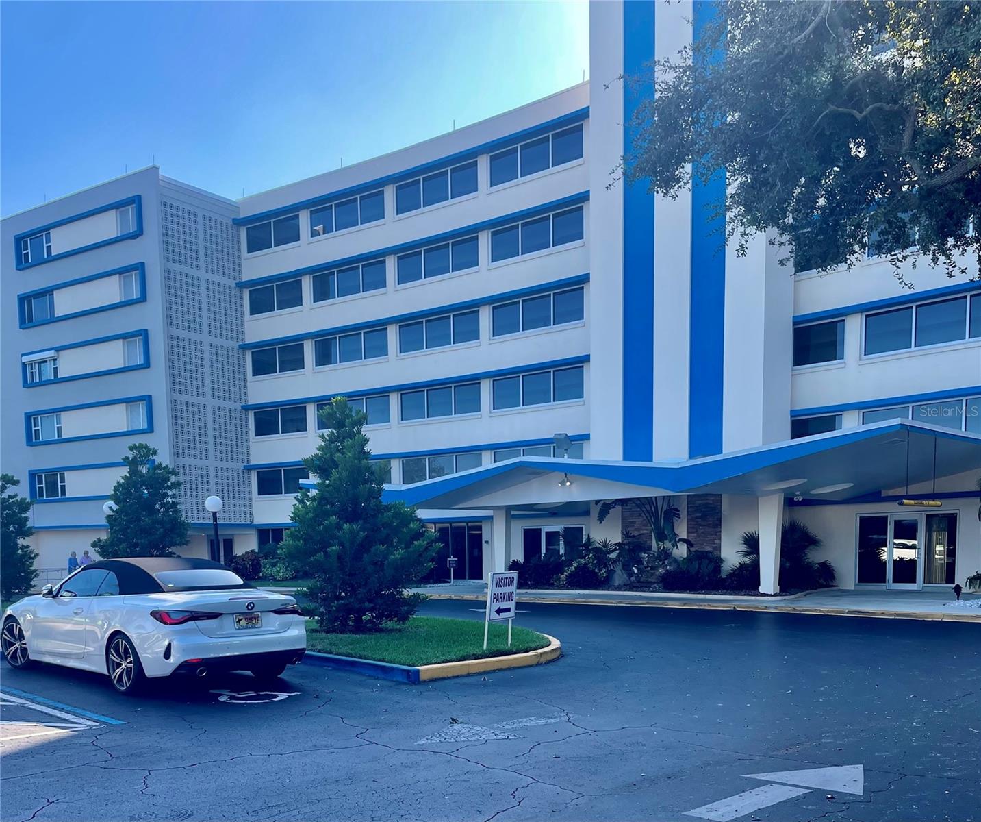 Image 2 of 95 For 1224 Peninsula Drive 304