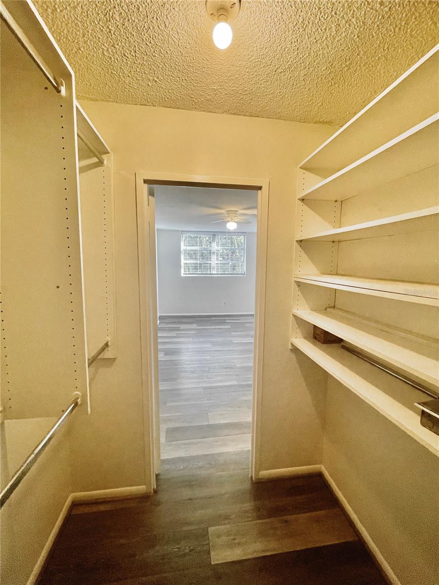 Image 33 of 95 For 1224 Peninsula Drive 304