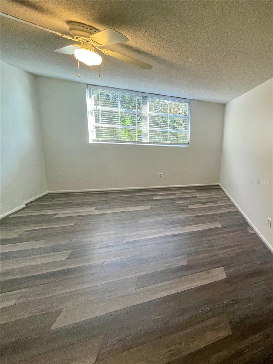 Image 37 of 95 For 1224 Peninsula Drive 304