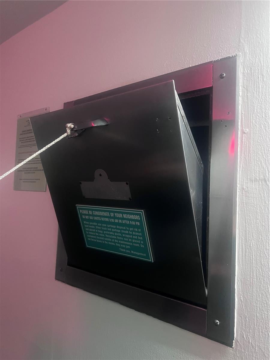 Image 55 of 95 For 1224 Peninsula Drive 304