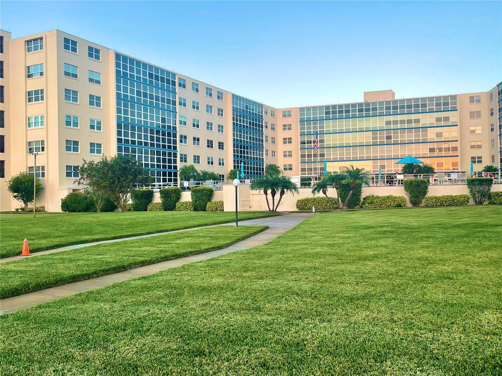 Image 60 of 95 For 1224 Peninsula Drive 304