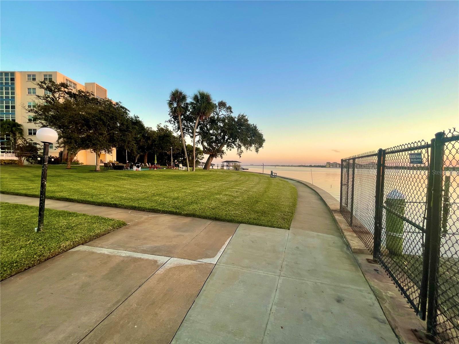 Image 62 of 95 For 1224 Peninsula Drive 304