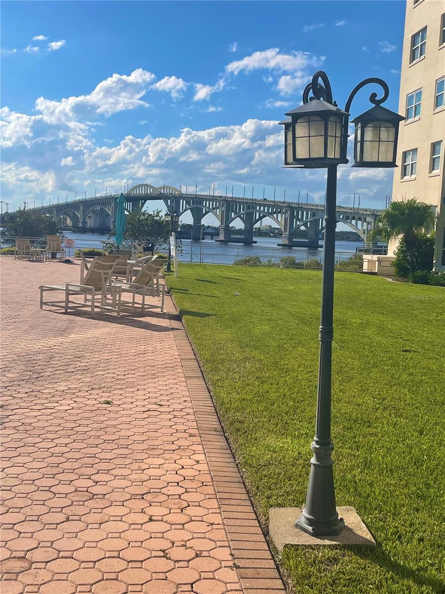 Image 66 of 95 For 1224 Peninsula Drive 304