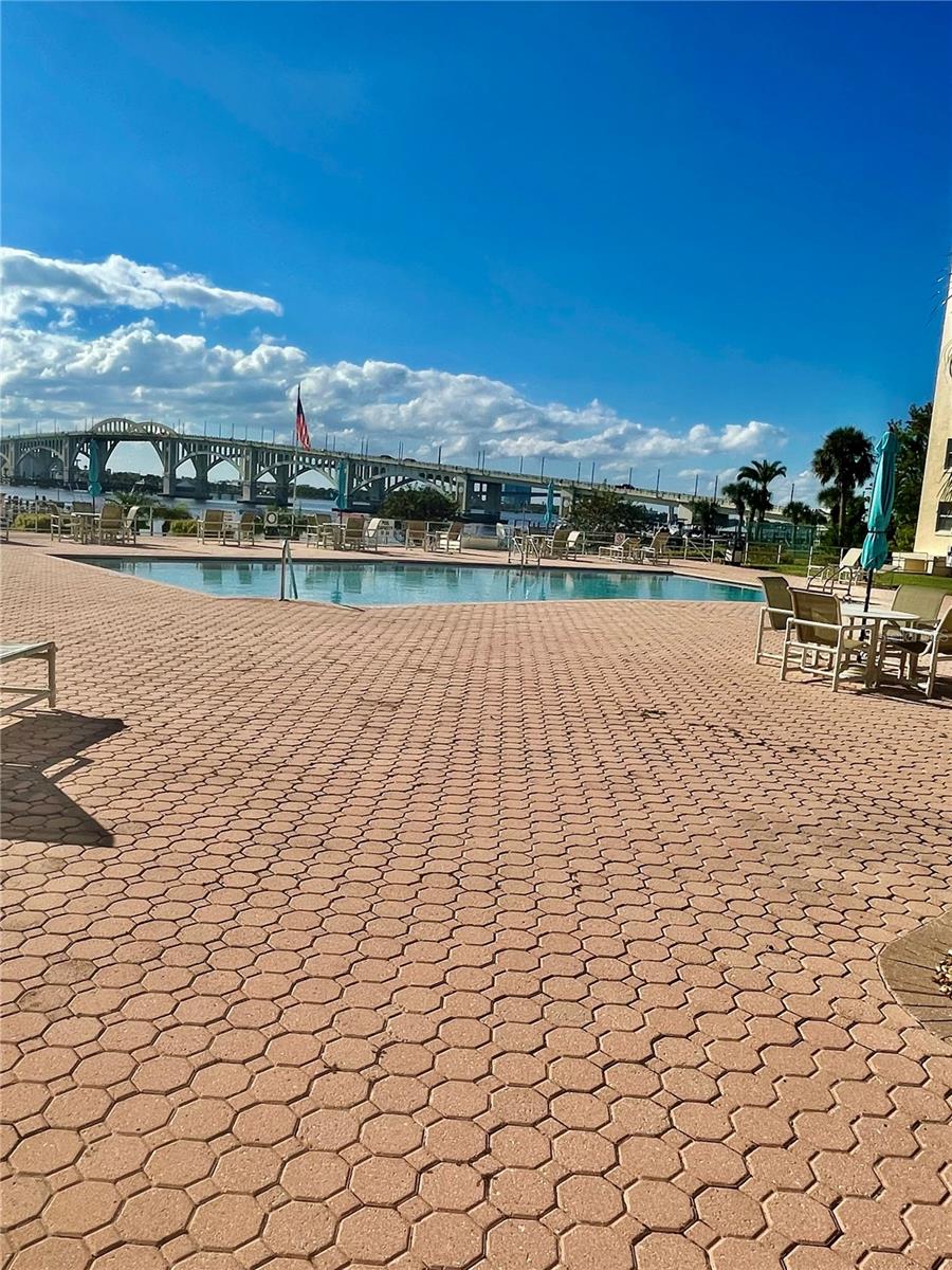 Image 70 of 95 For 1224 Peninsula Drive 304