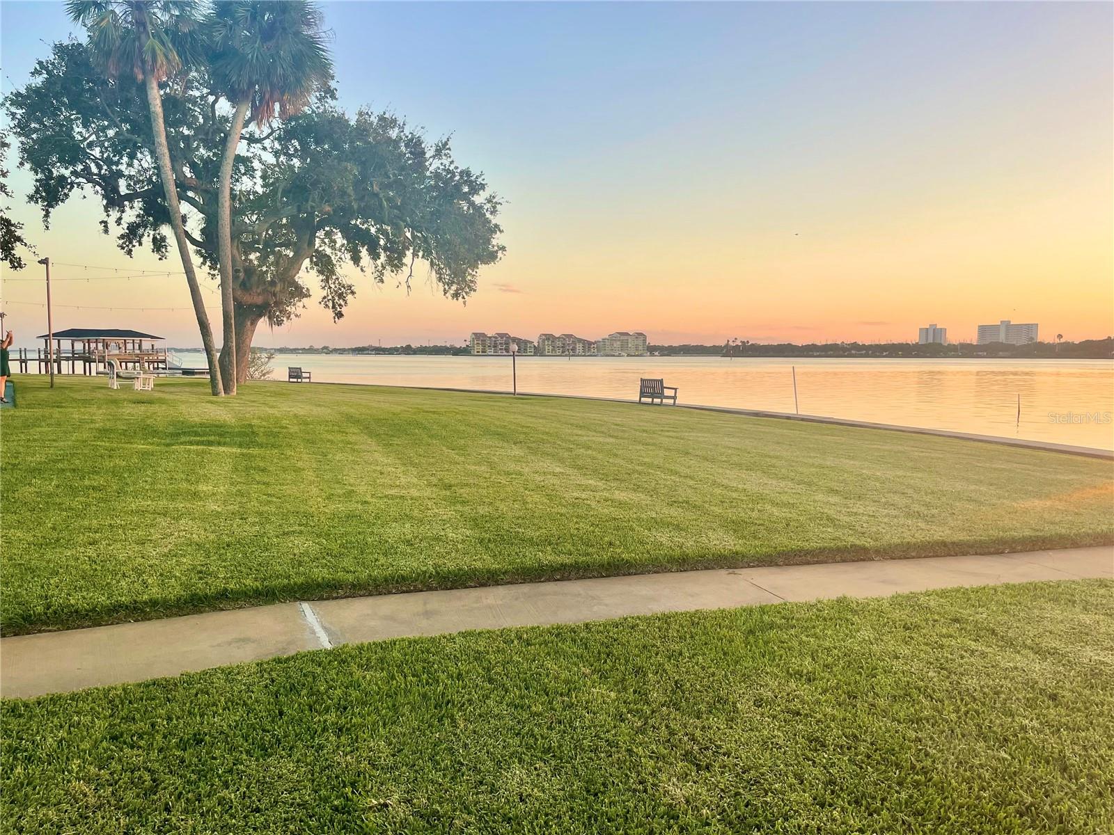 Image 71 of 95 For 1224 Peninsula Drive 304