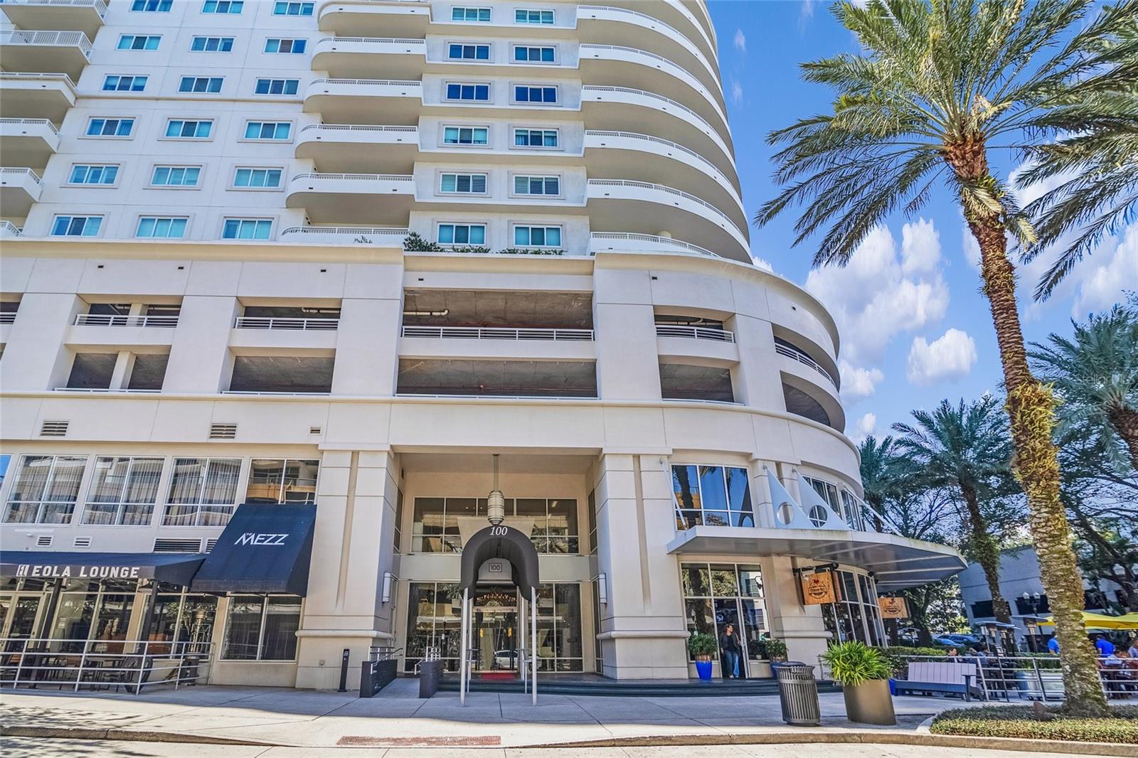 Image 2 of 61 For 100 Eola Drive 1614