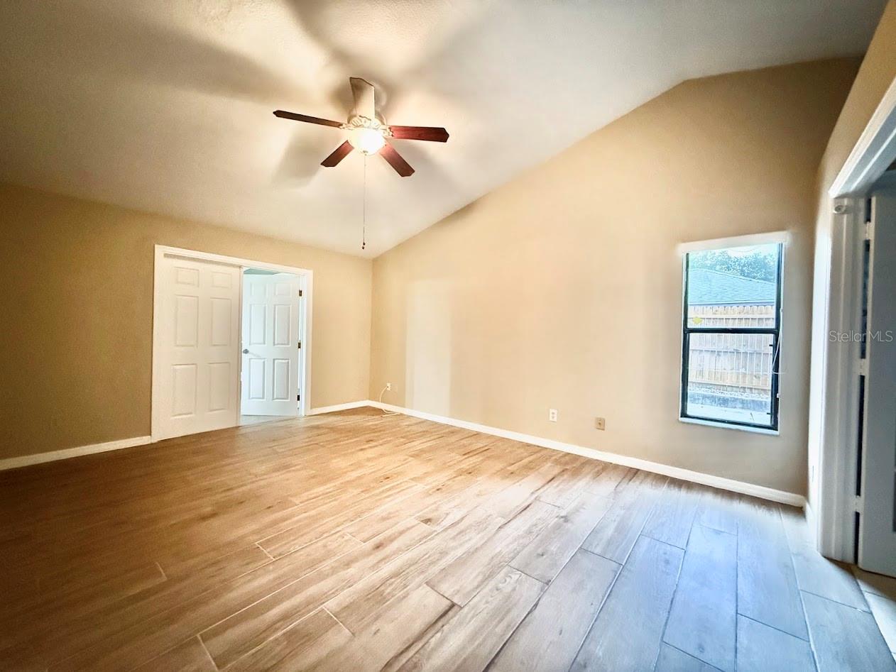 Image 9 of 22 For 1234 Majestic Palm Court