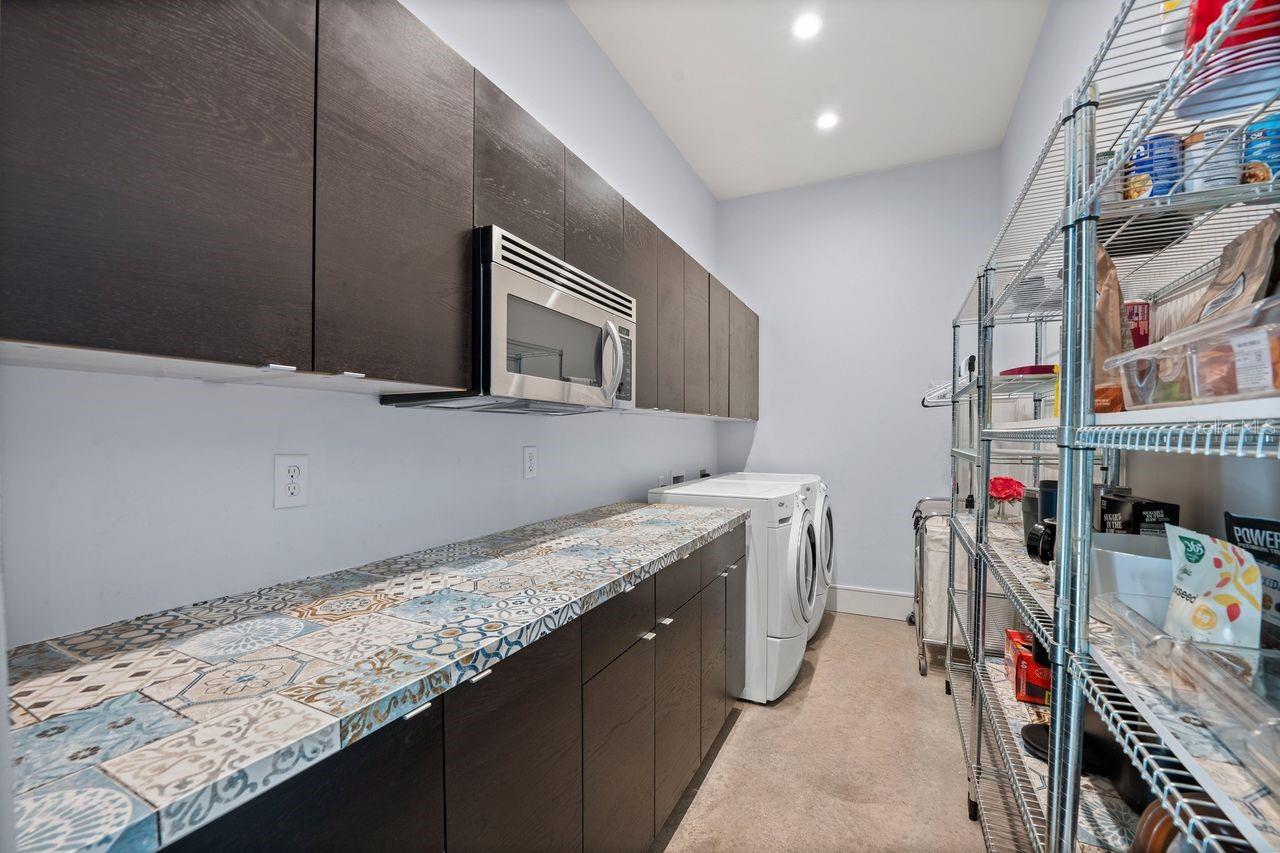 Image 16 of 47 For 1411 Nottingham Street