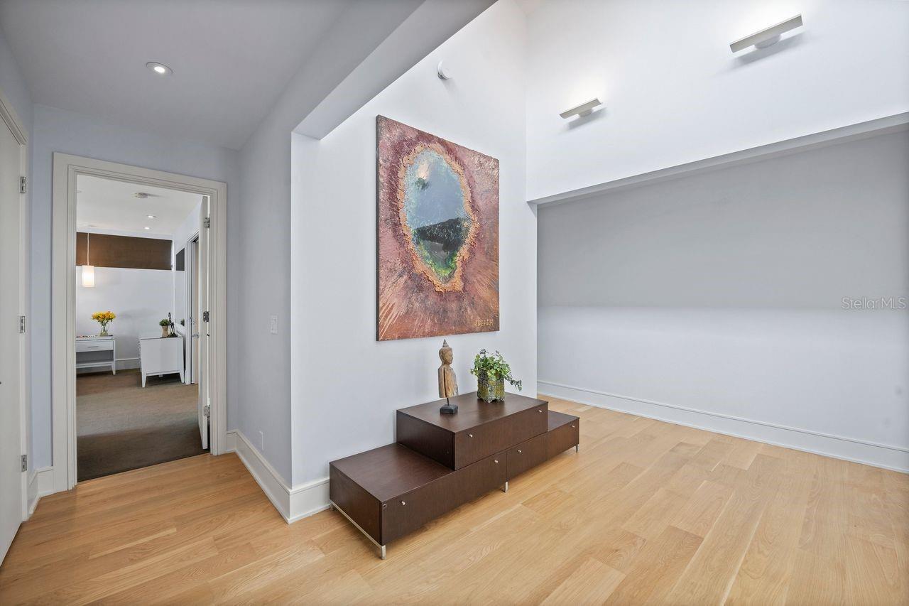 Image 22 of 47 For 1411 Nottingham Street