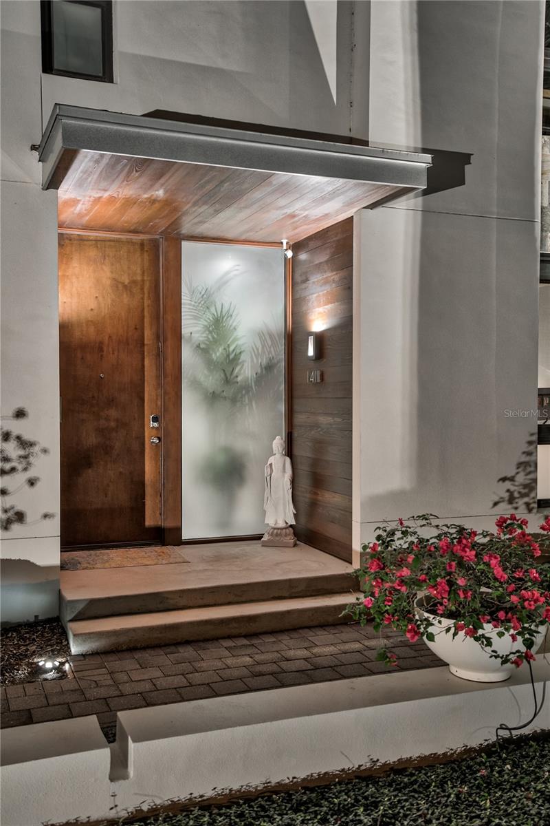 Image 3 of 47 For 1411 Nottingham Street