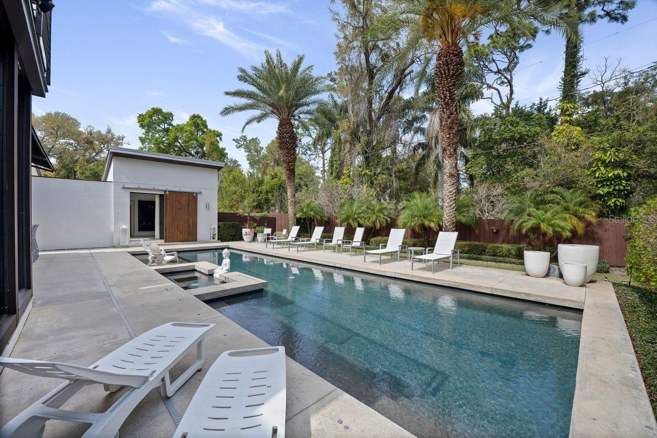 Image 40 of 47 For 1411 Nottingham Street