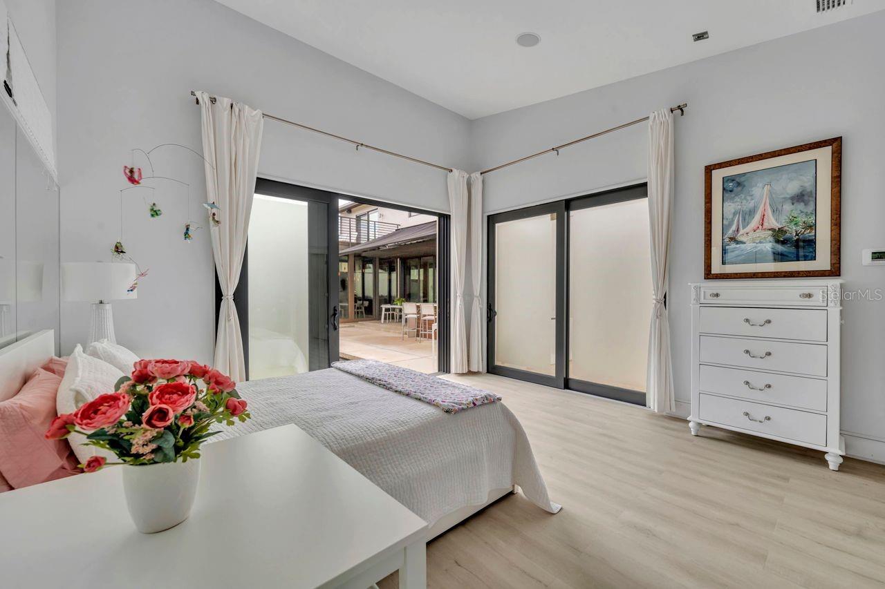 Image 44 of 47 For 1411 Nottingham Street