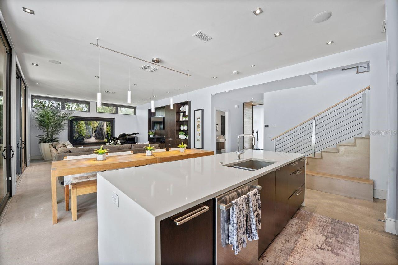 Image 7 of 47 For 1411 Nottingham Street