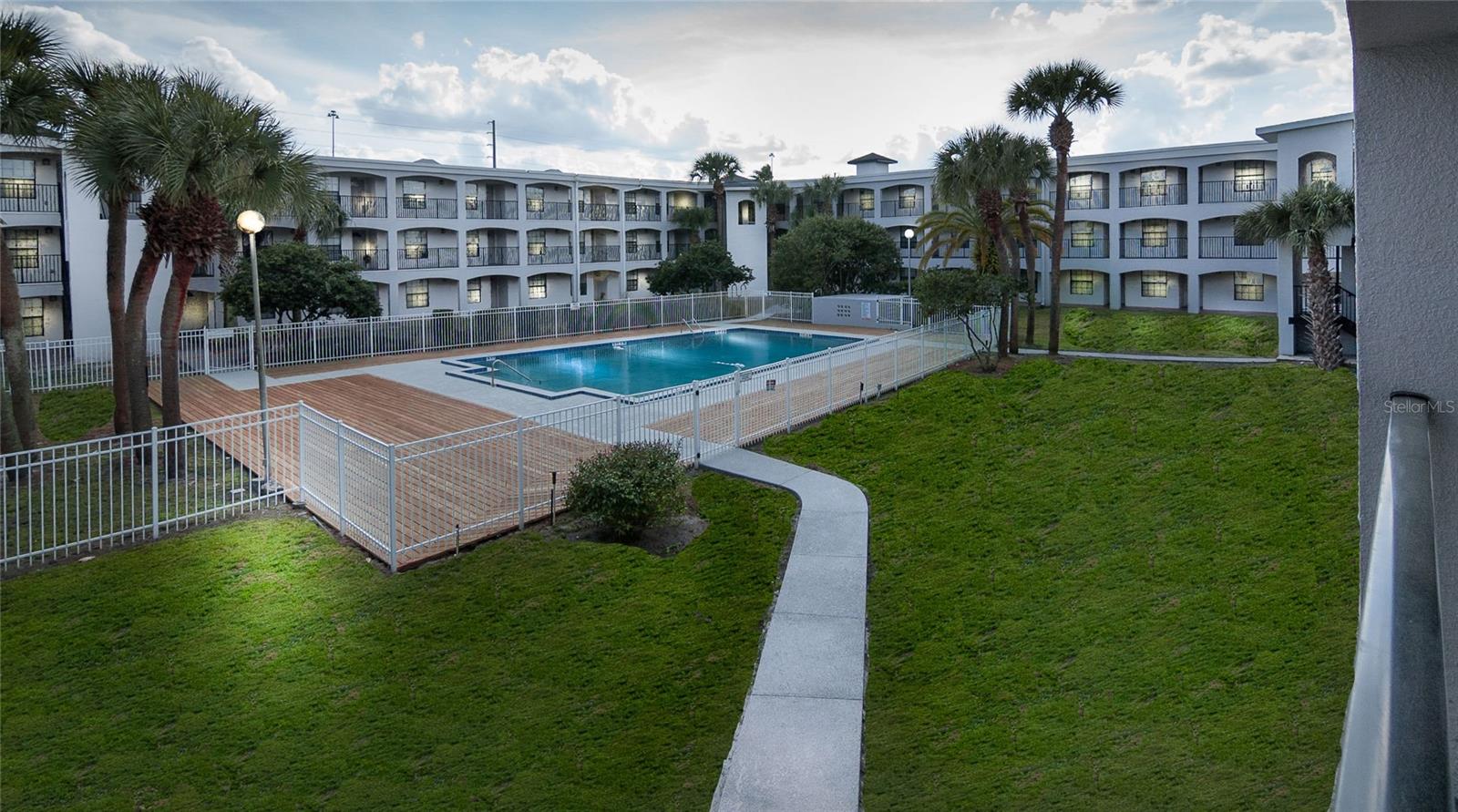 Image 13 of 14 For 2323 Mccoy Road 711