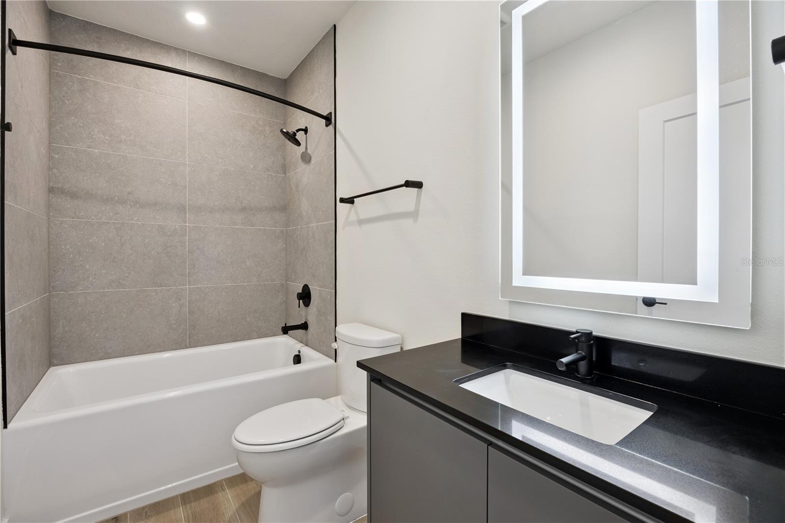 Image 18 of 22 For 17334 Serenidad Boulevard