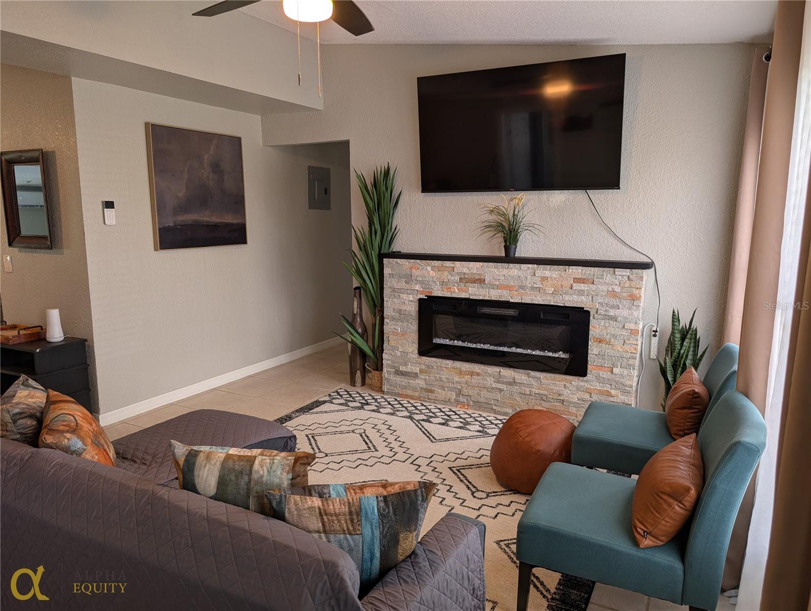 Image 7 of 14 For 615 Mimosa Terrace