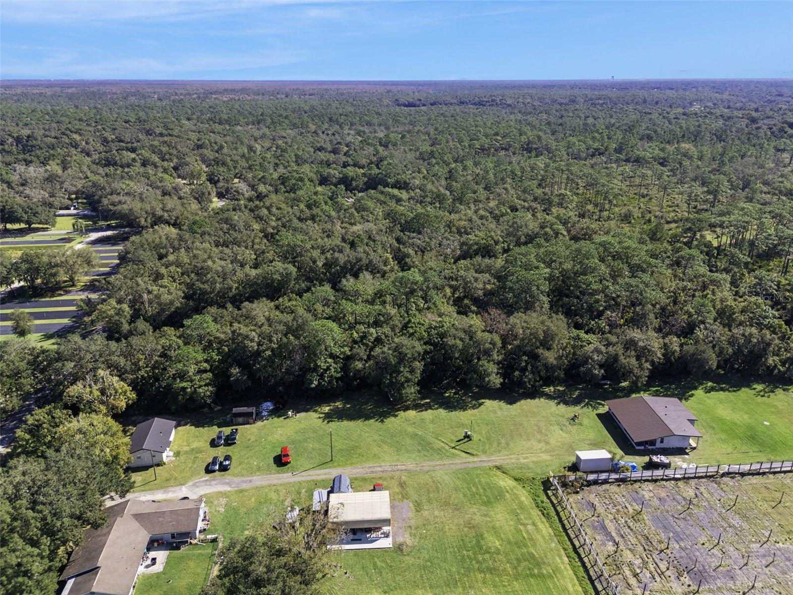 Image 16 of 19 For  Faye Street 