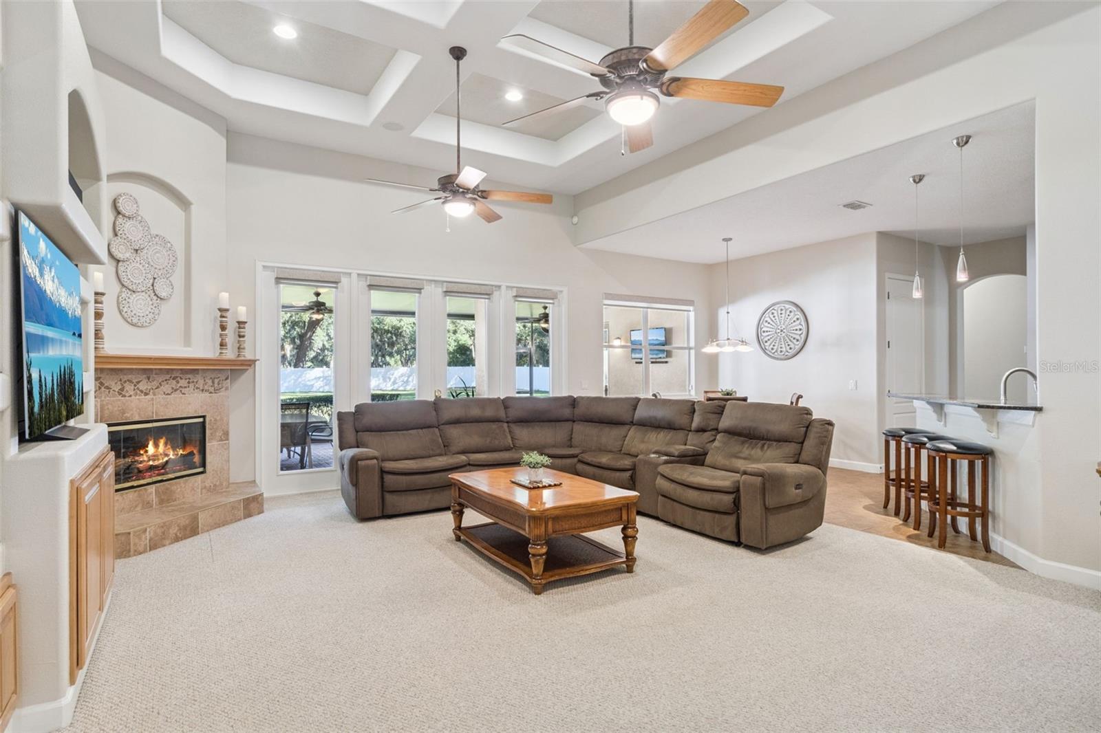 Image 12 of 56 For 1395 Grandview Boulevard