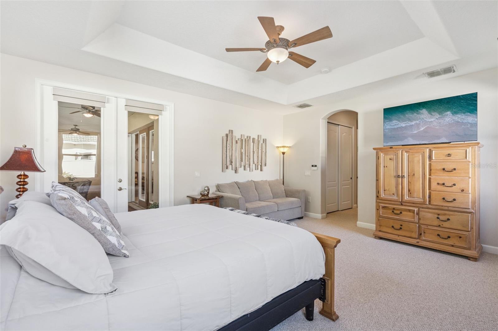 Image 20 of 56 For 1395 Grandview Boulevard