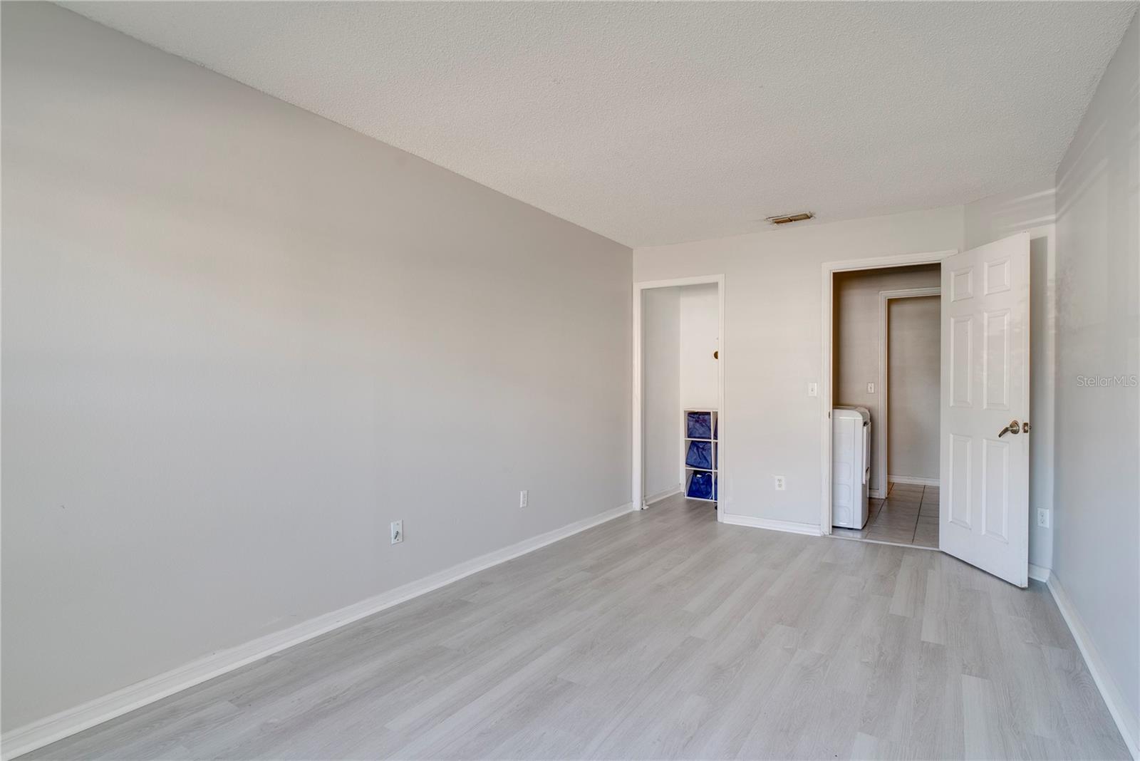 Image 20 of 35 For 12337 Greco Drive