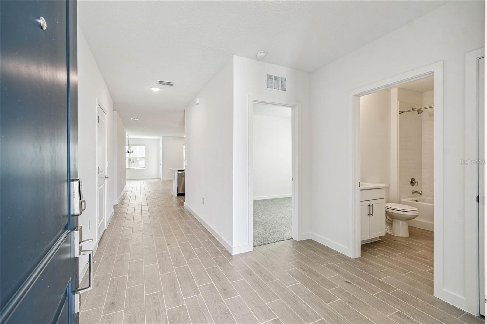 Image 15 of 40 For 8241 Wakefield