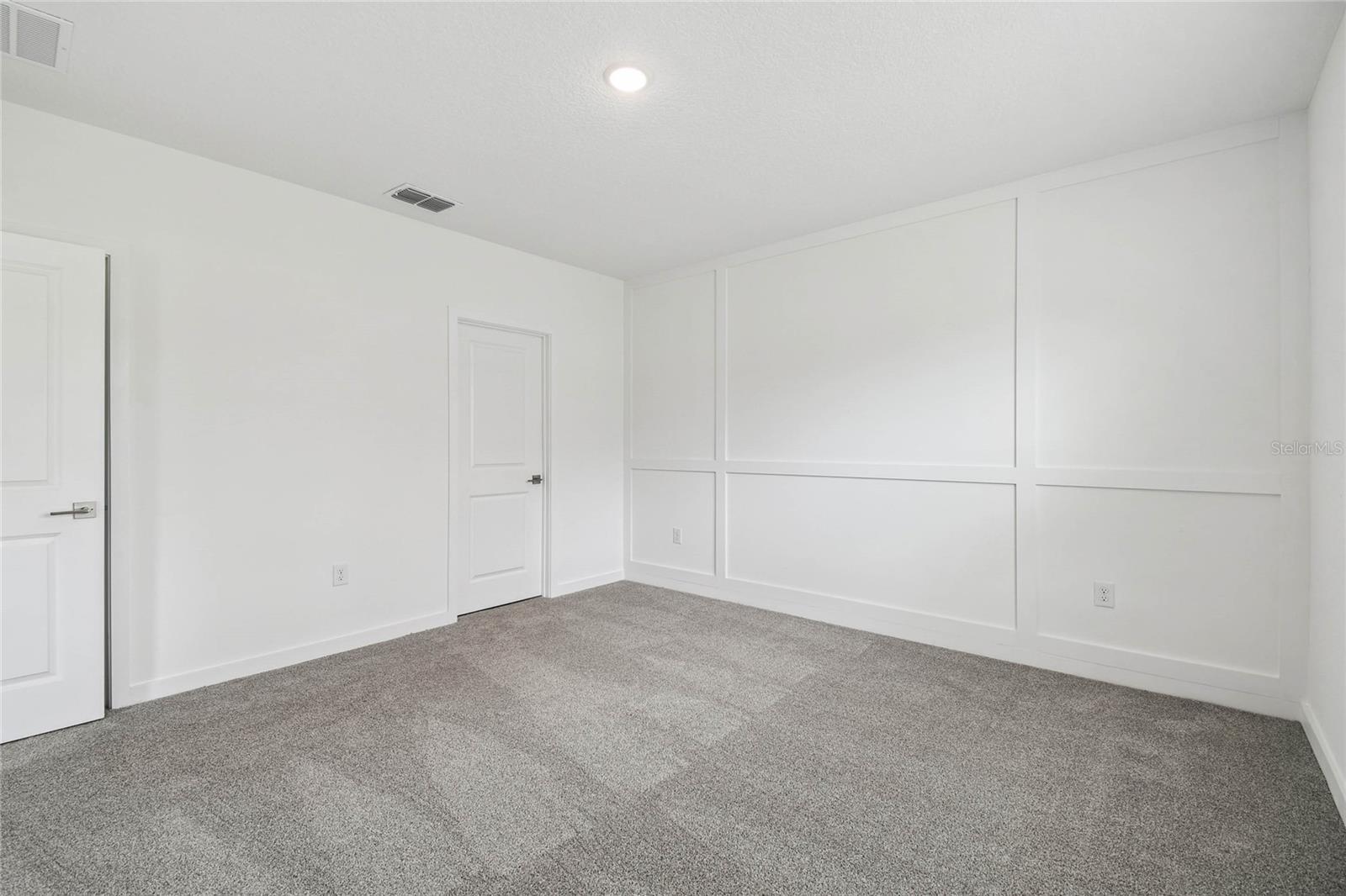 Image 34 of 40 For 8241 Wakefield