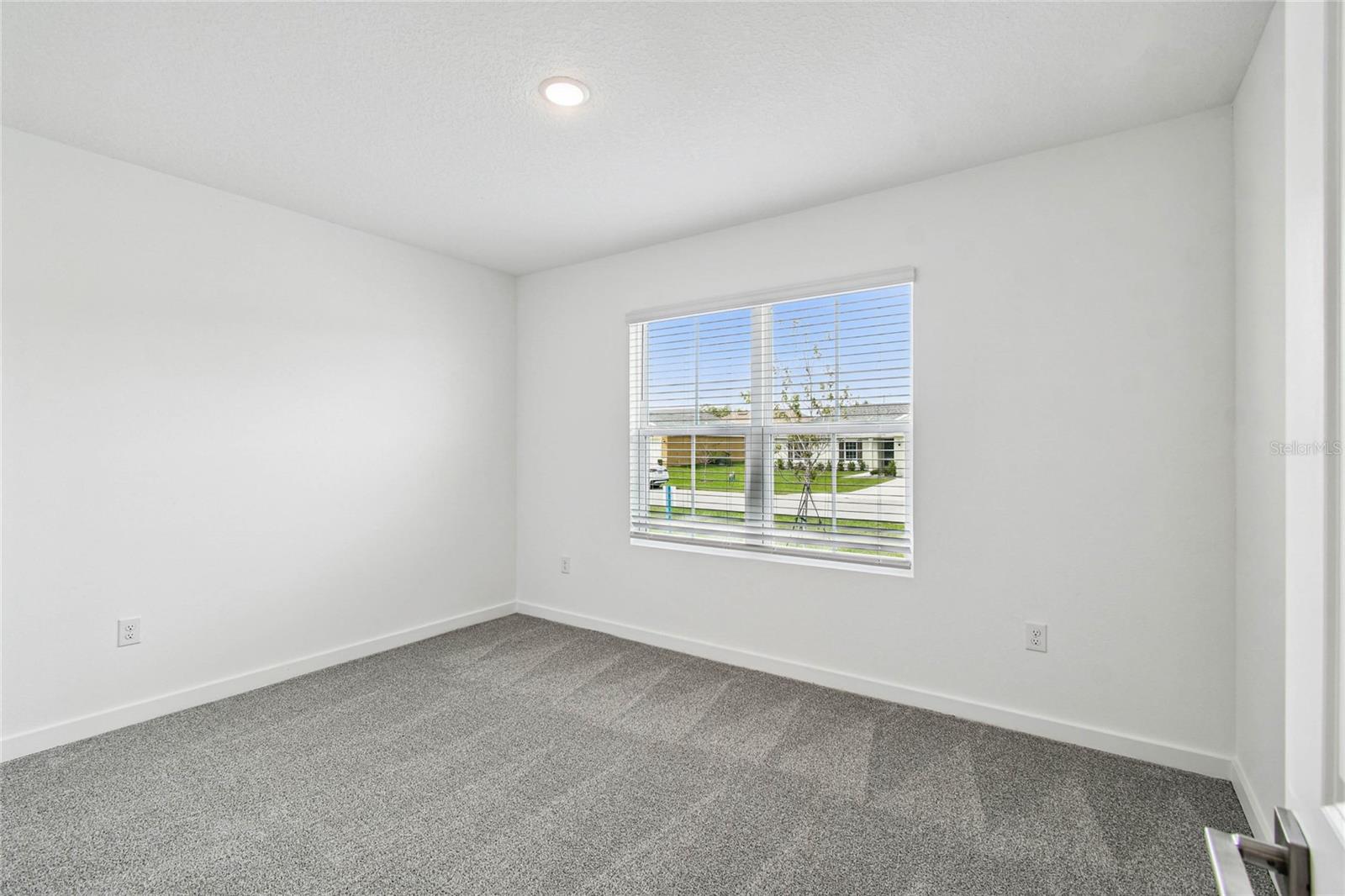 Image 6 of 40 For 8241 Wakefield