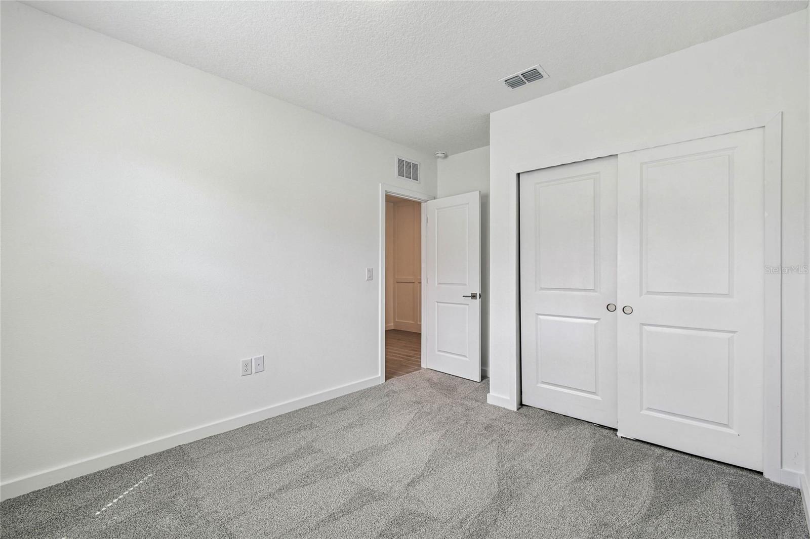 Image 8 of 40 For 8241 Wakefield